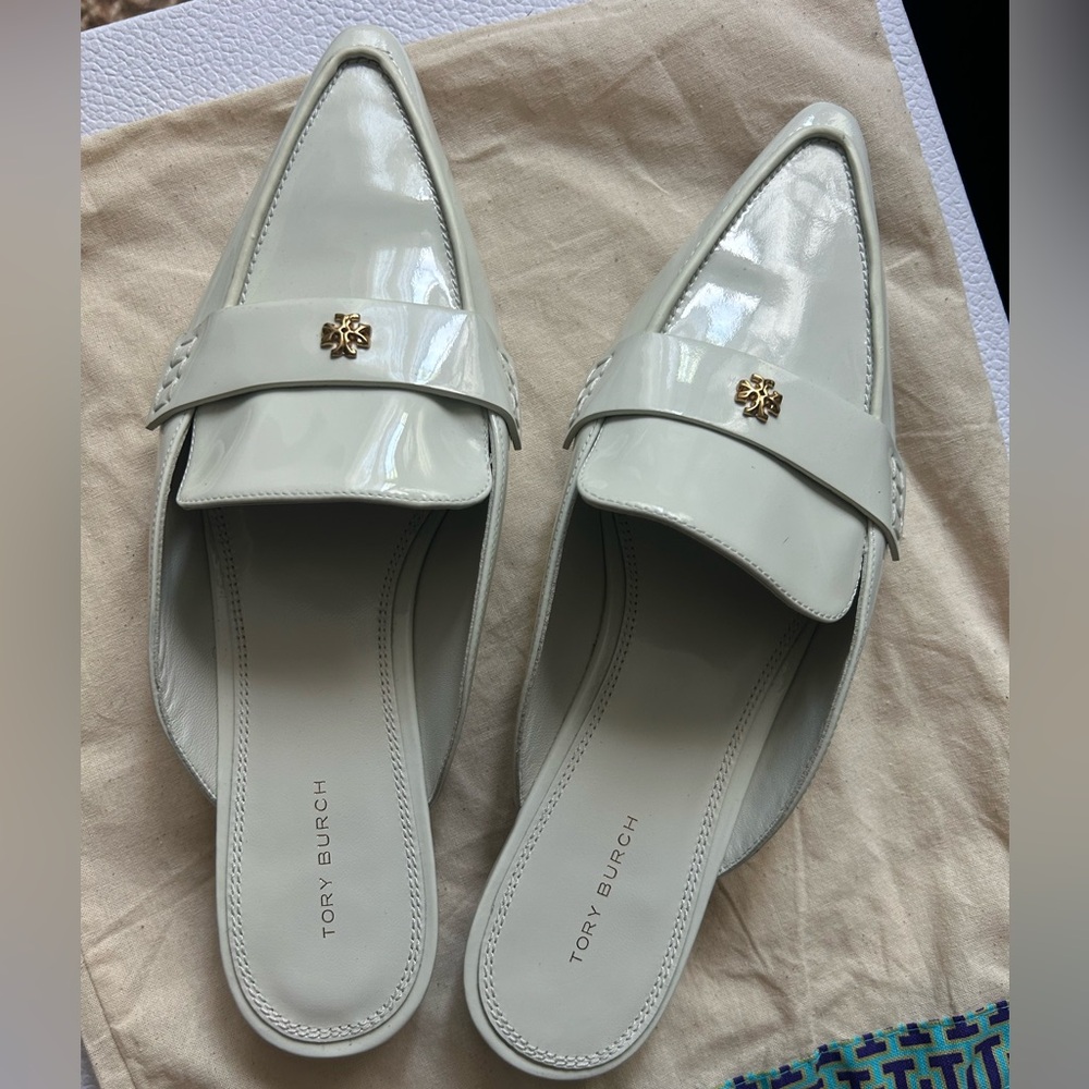 🆕 Tory Burch Patent Backless Loafers